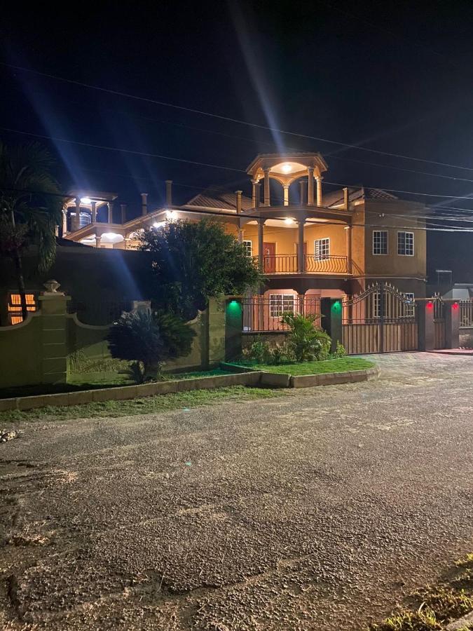 Paradise Cove Spanish Town Esterno foto